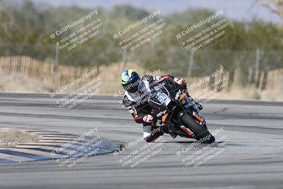 media/Dec-01-2025-Moto Forza (Mon) [[2daa91e15f]]/1-Advanced Group/Session 3 (Turn 3)/